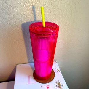 Starbucks 2023 US Dragon Fruit Pink Stripe 24oz Cup Tumbler In Hand Ship Soon